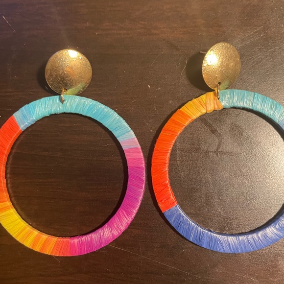 Colorful hoop earrings - Picture 5 of 6
